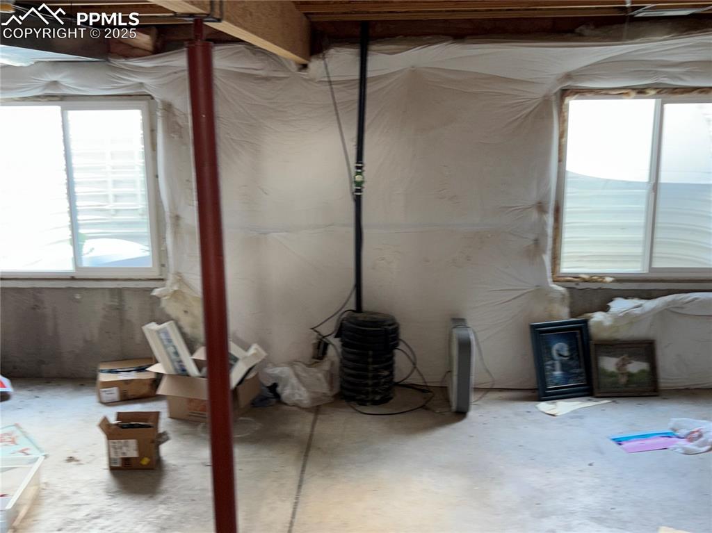 Image 9 of 19: Basement