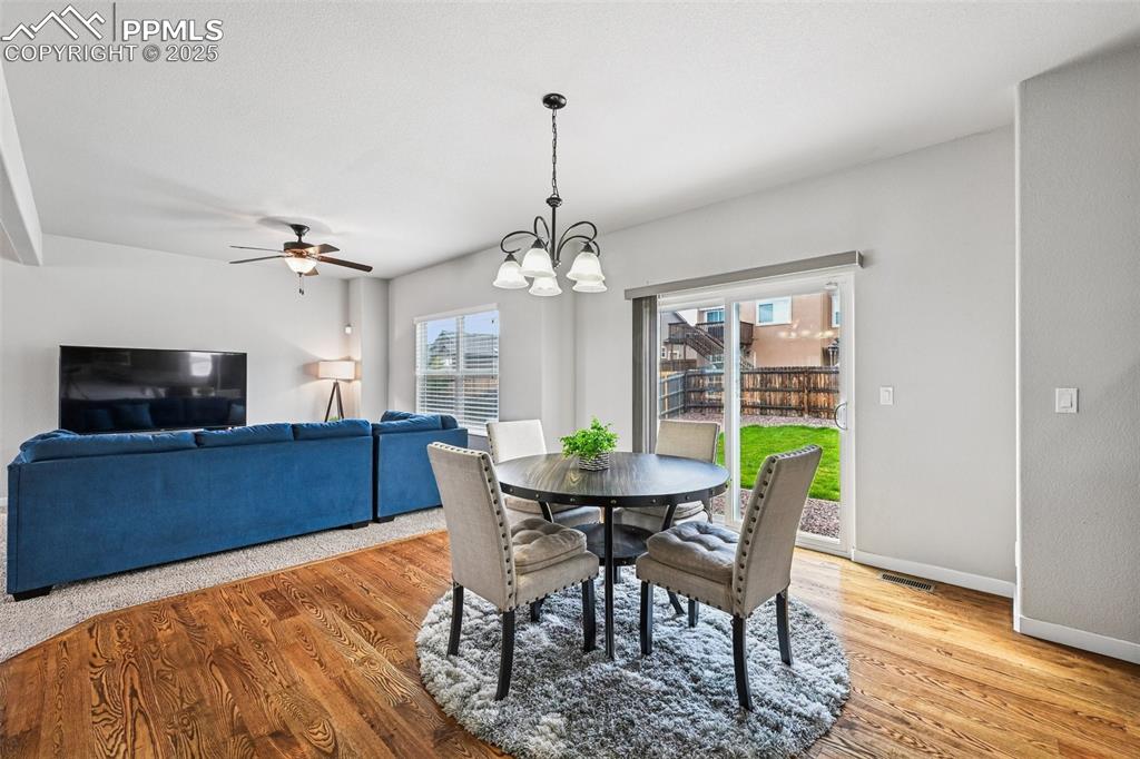 Image 9 of 38: Dining Area