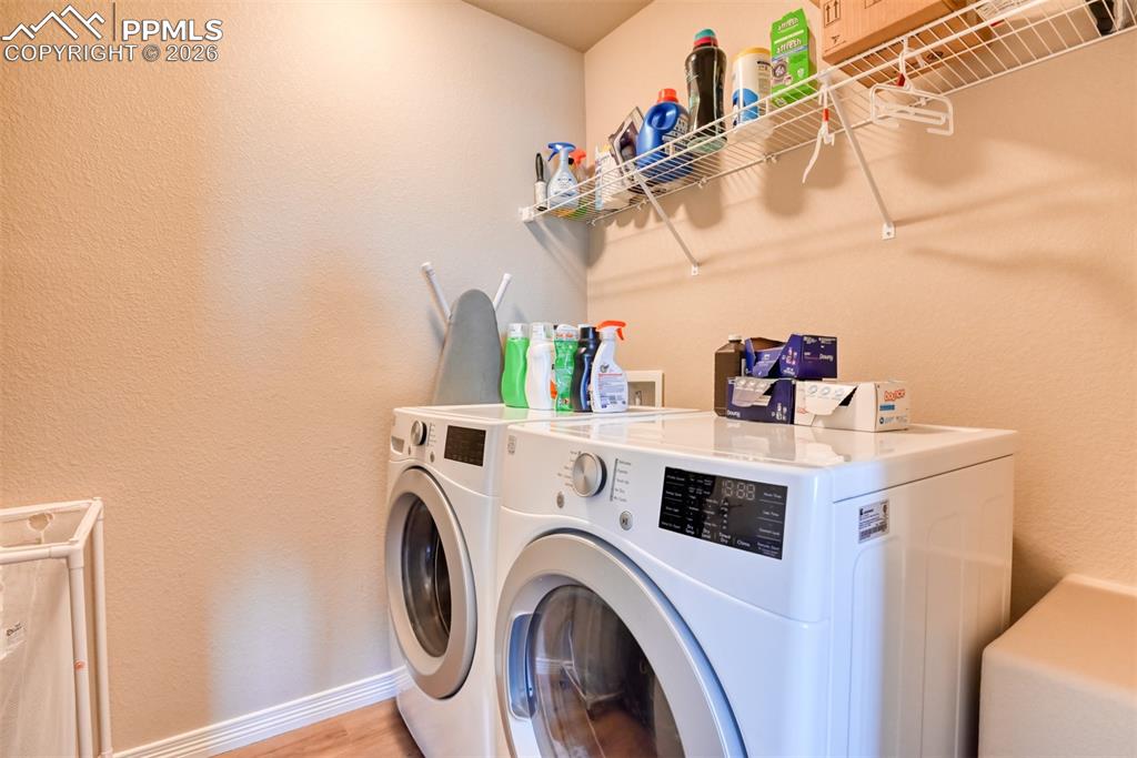 Image 25 of 32: Laundry