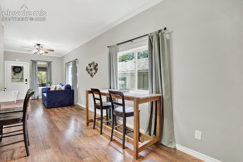 Image 10 of 38: Dining Area