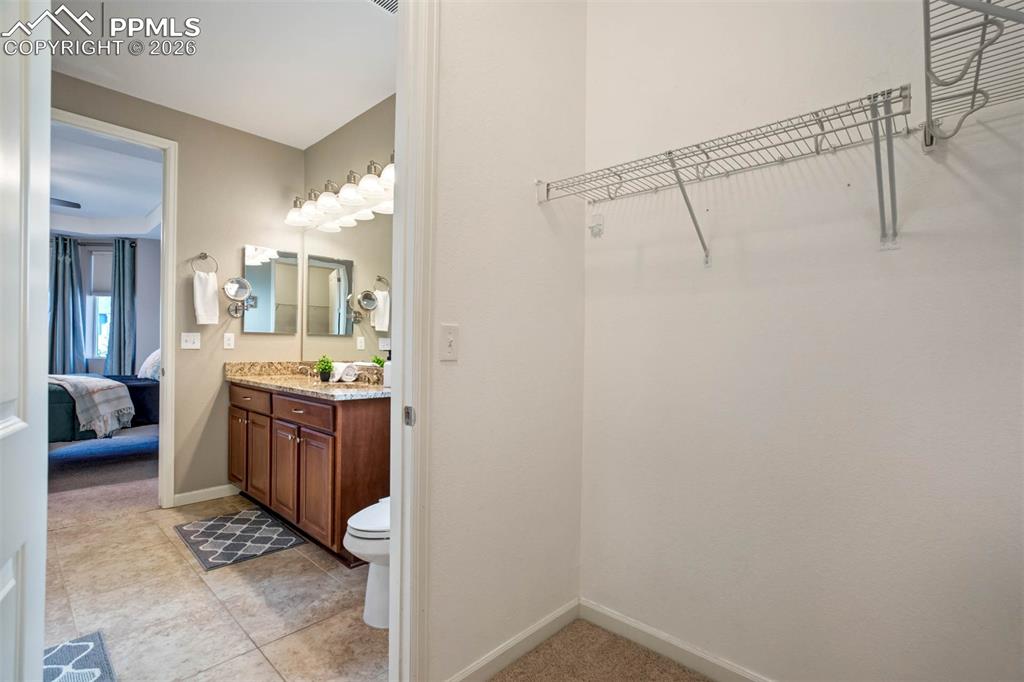 Image 20 of 50: Bathroom