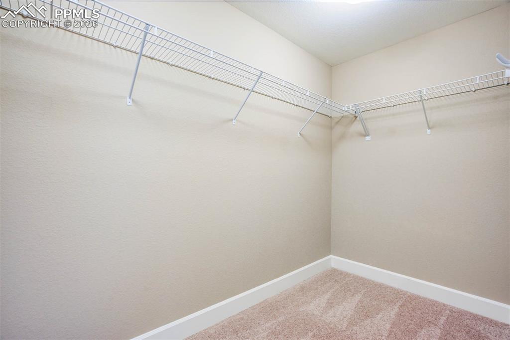 Image 35 of 50: Closet