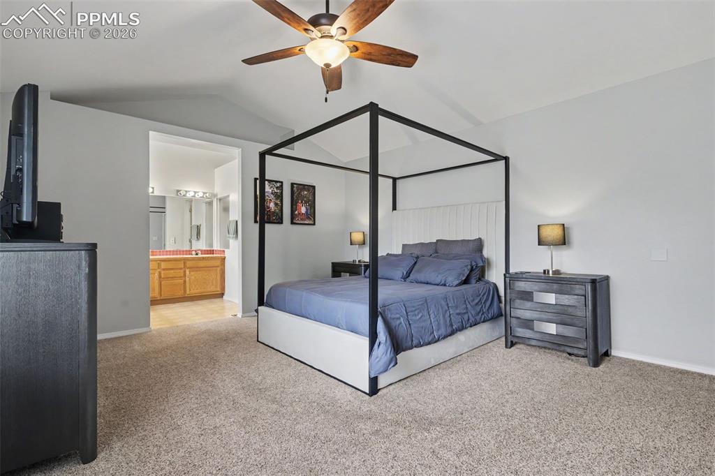 Image 20 of 41: Bedroom