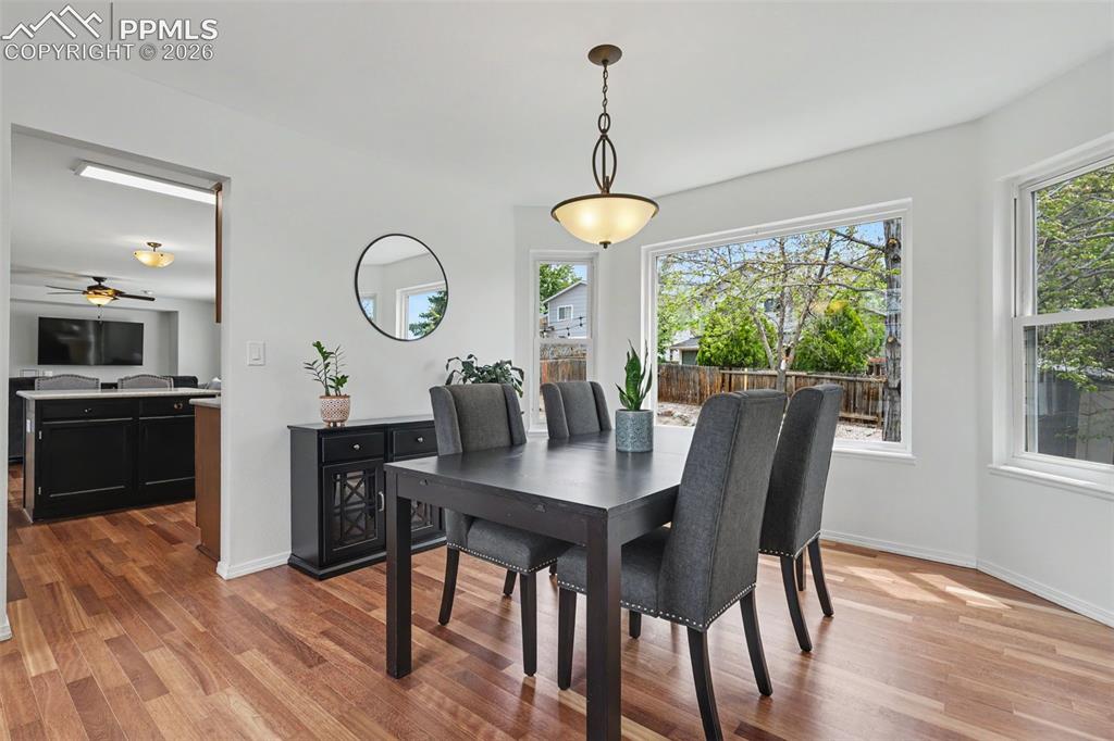 Image 7 of 41: Dining Area
