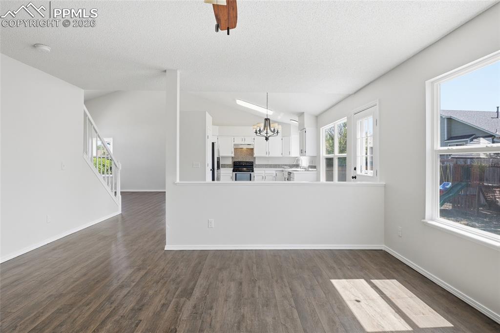 Image 13 of 36: Living Room