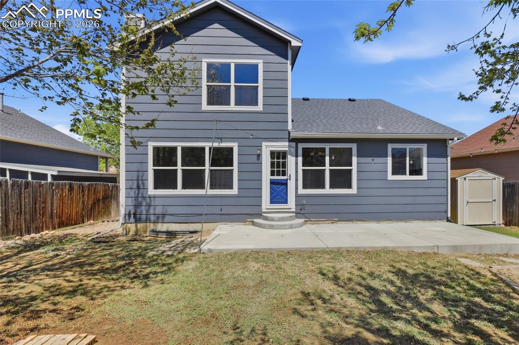 Image 34 of 36: Back of Structure