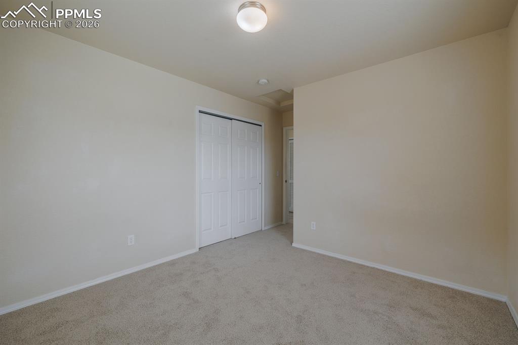 Image 20 of 31: Bedroom