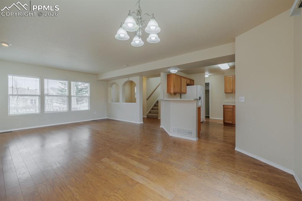 Image 9 of 31: Living Room