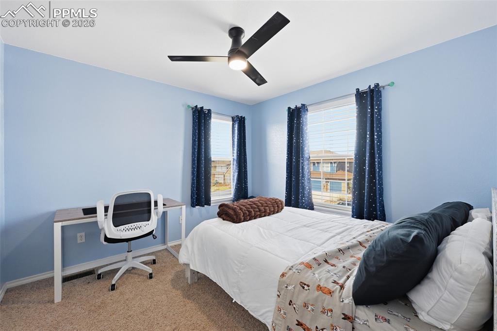 Image 31 of 48: Bedroom