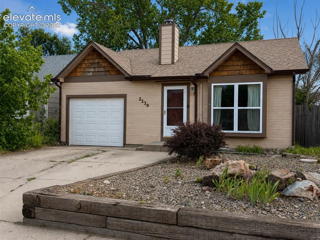 Caption: Charming front of home
