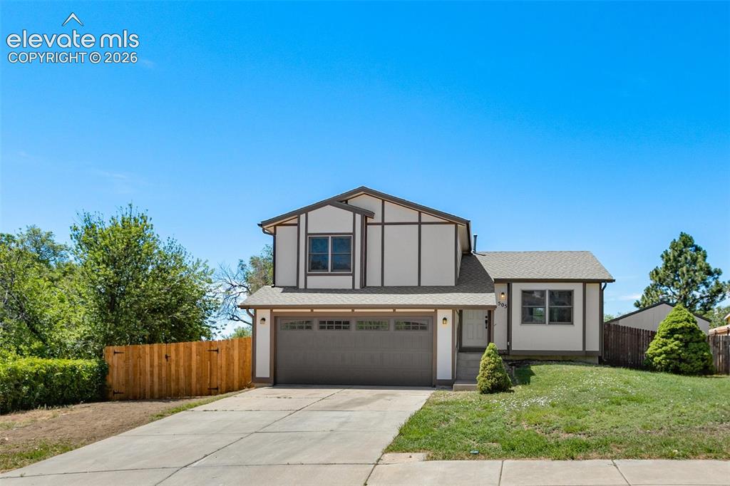 Image 10 of 31: You have to see this fully remodeled home!