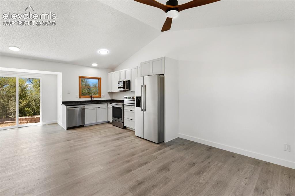 Image 12 of 31: Versatile space to bring your vision to life