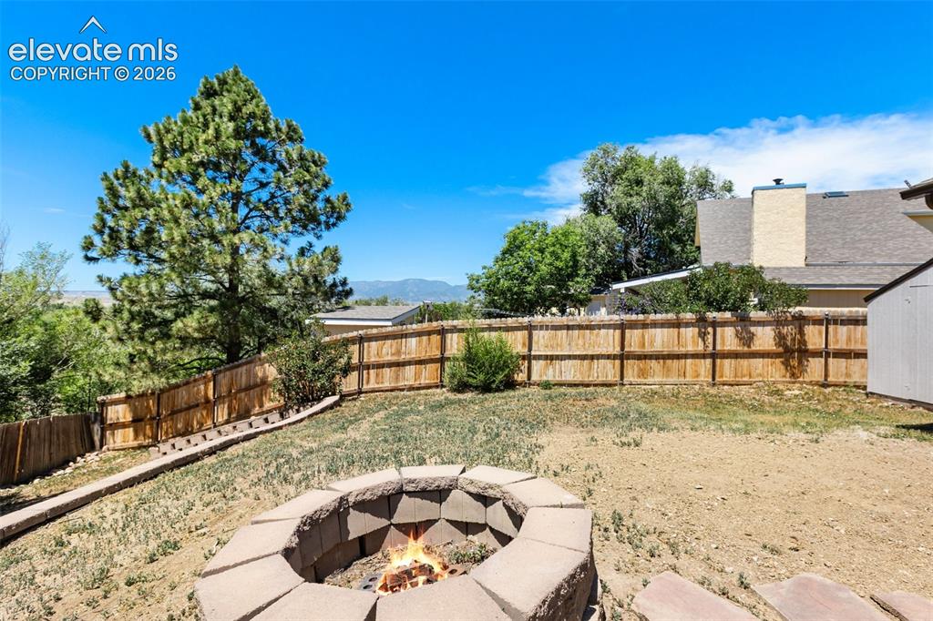 Image 9 of 31: Mountain views and campfire evenings