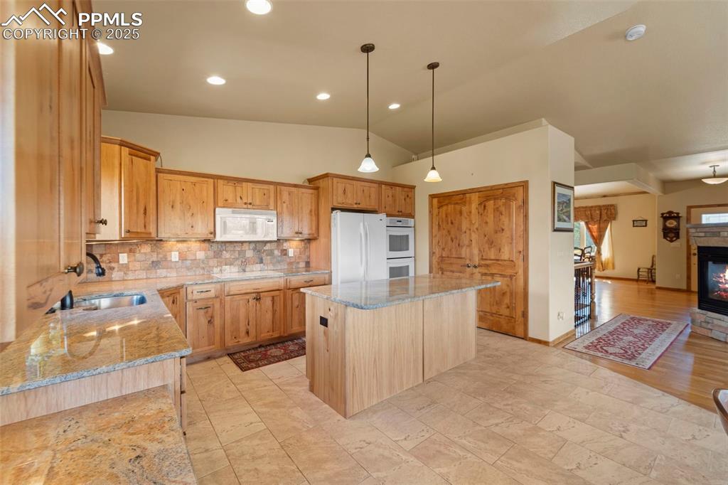 Image 26 of 33: Open concept main living