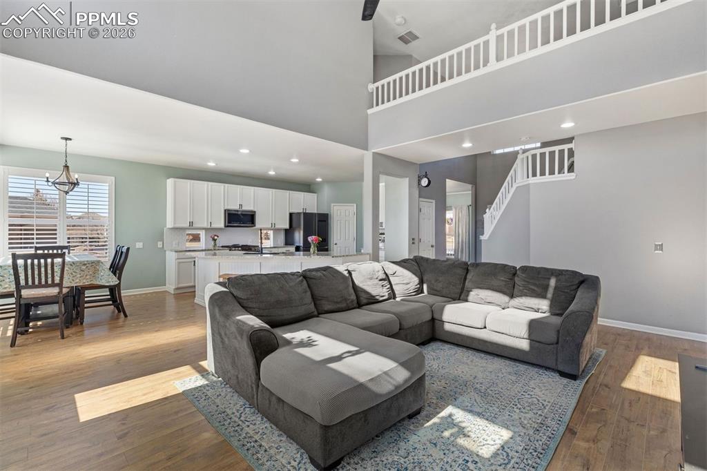 Image 7 of 44: Family Room