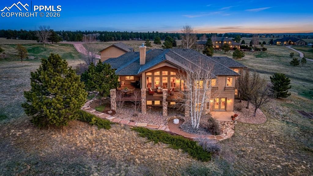 Image 50 of 50: Back of Structure