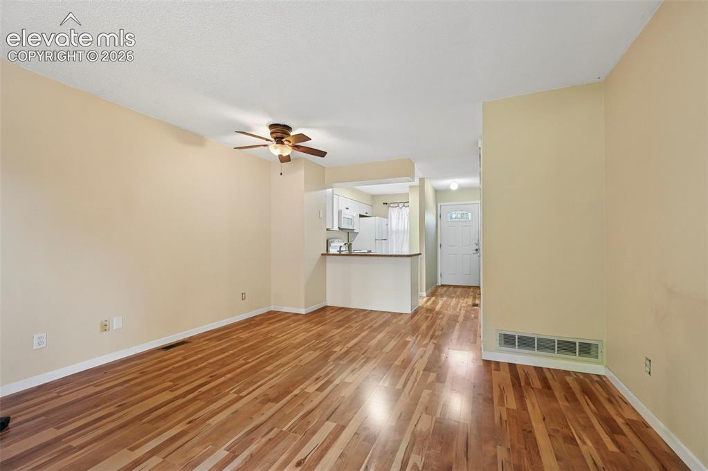 Image 12 of 20: Living Room