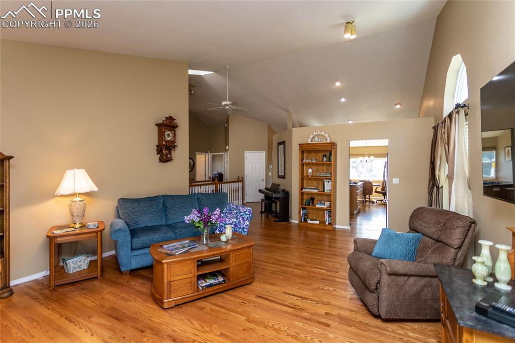 Image 14 of 50: Living Room