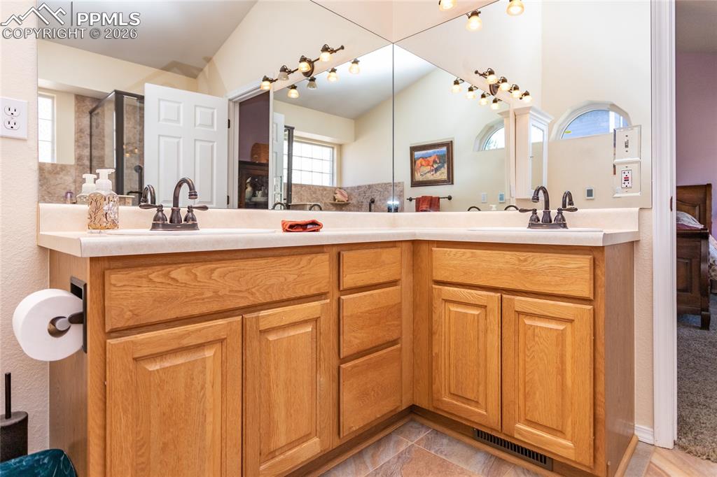 Image 28 of 50: Master Bathroom