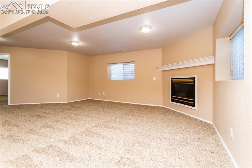 Image 37 of 50: Family Room