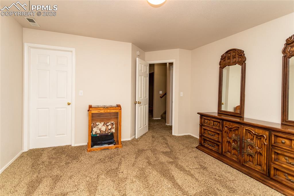 Image 42 of 50: Bedroom