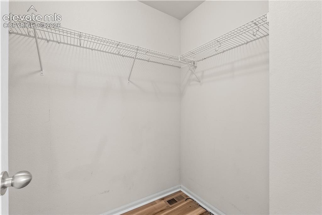 Image 13 of 27: Closet