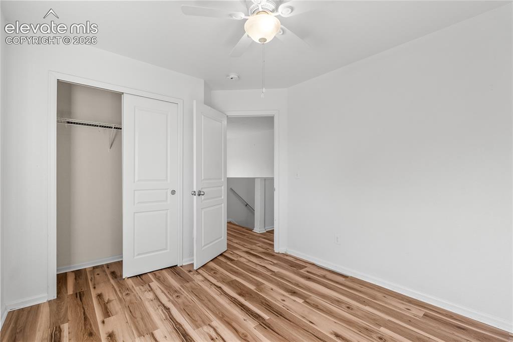 Image 16 of 27: Bedroom