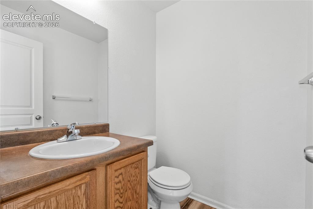 Image 8 of 27: Bathroom