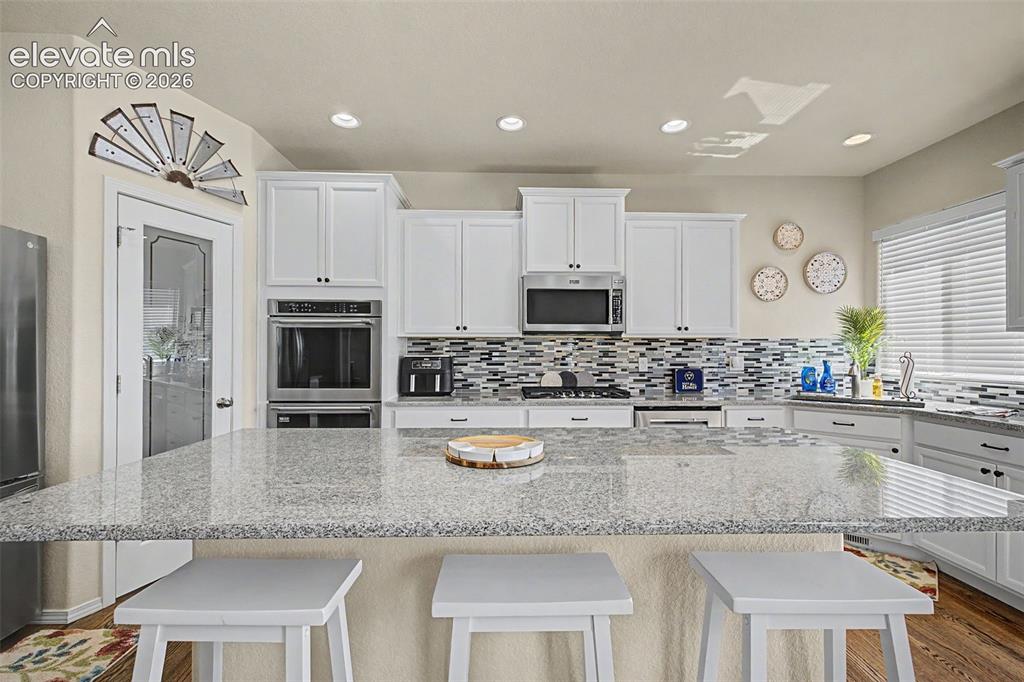 Image 12 of 39: Kitchen
