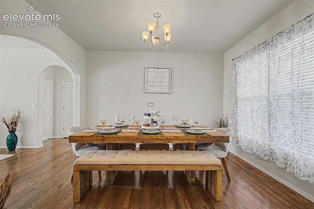 Image 4 of 39: Dining Room
