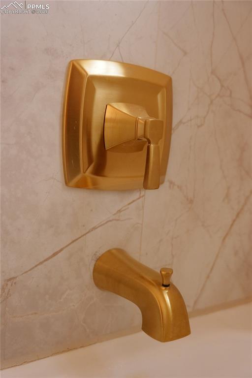 Image 21 of 26: No Description Available