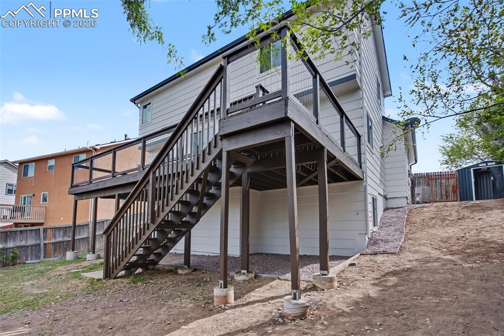 Image 39 of 40: Back of Structure