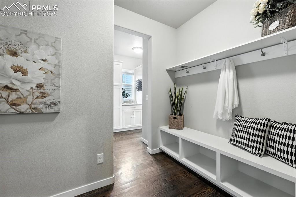 Image 15 of 37: Mud Room