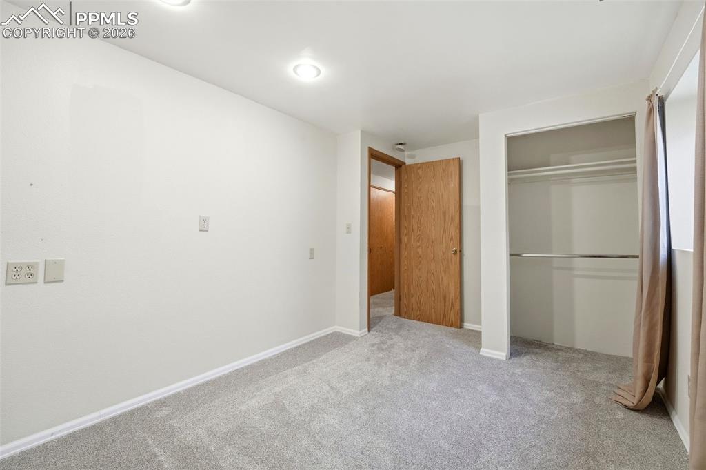 Image 29 of 35: Bedroom 4