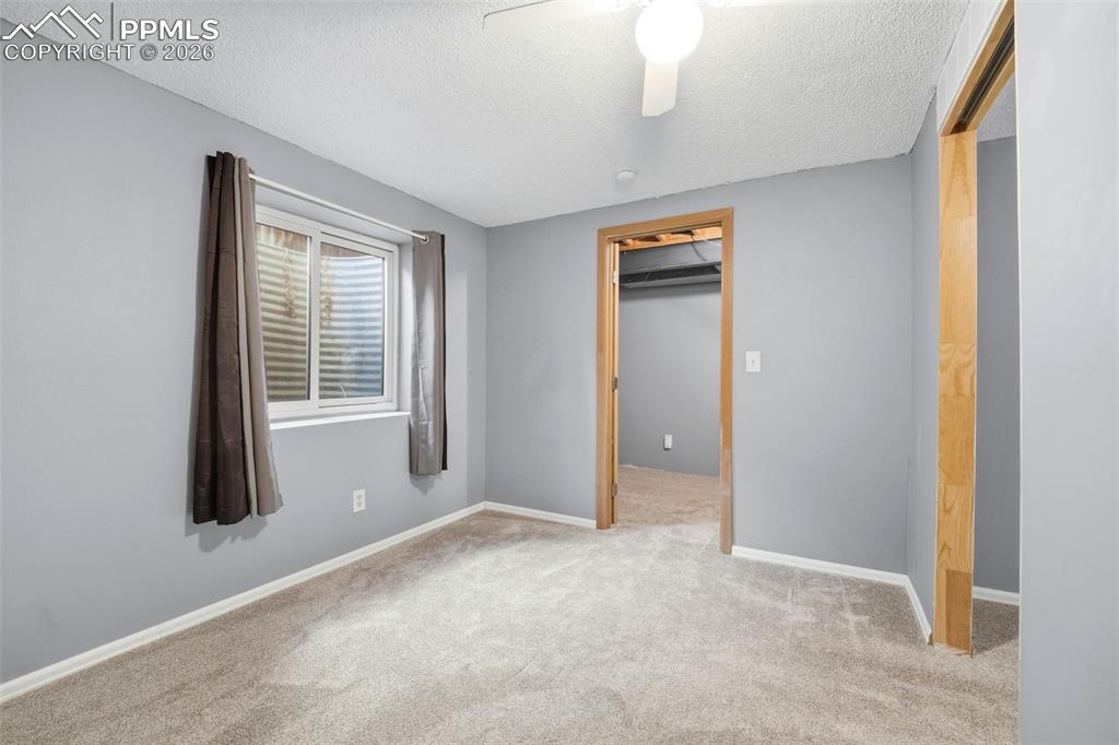 Image 33 of 35: Flex Room