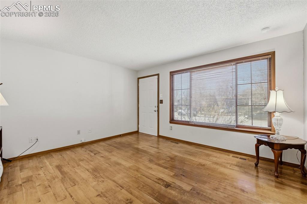 Image 6 of 35: Living Room