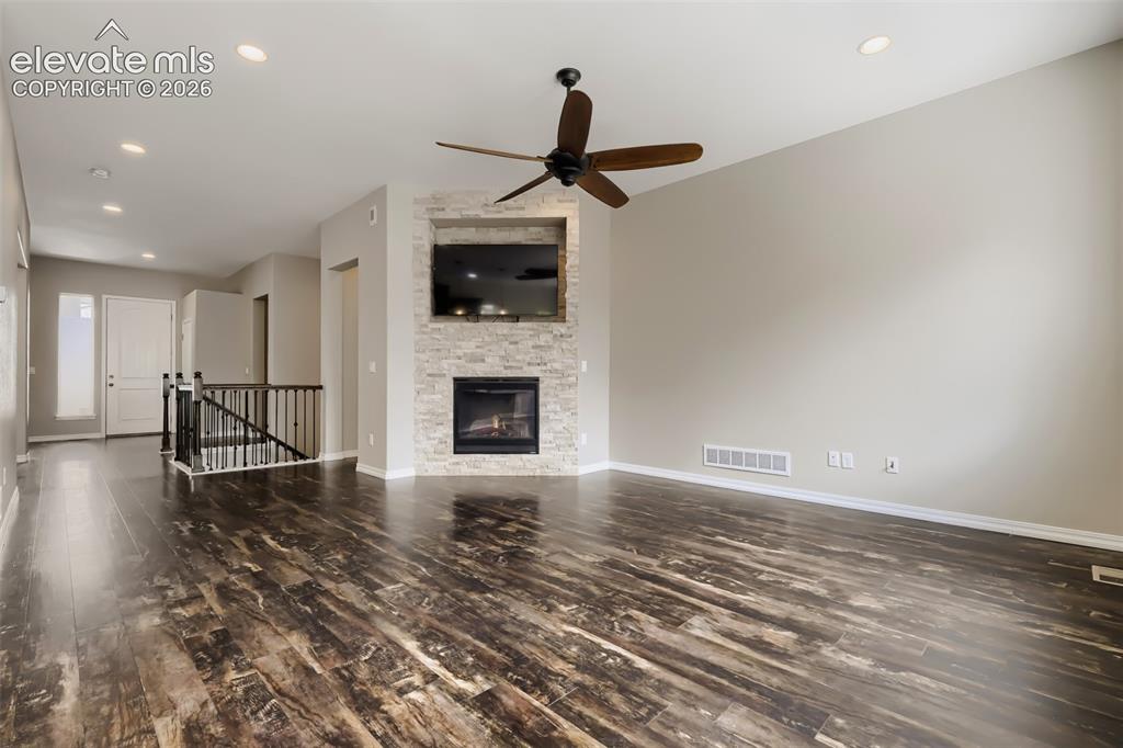 Image 17 of 50: luxury vinyl plank