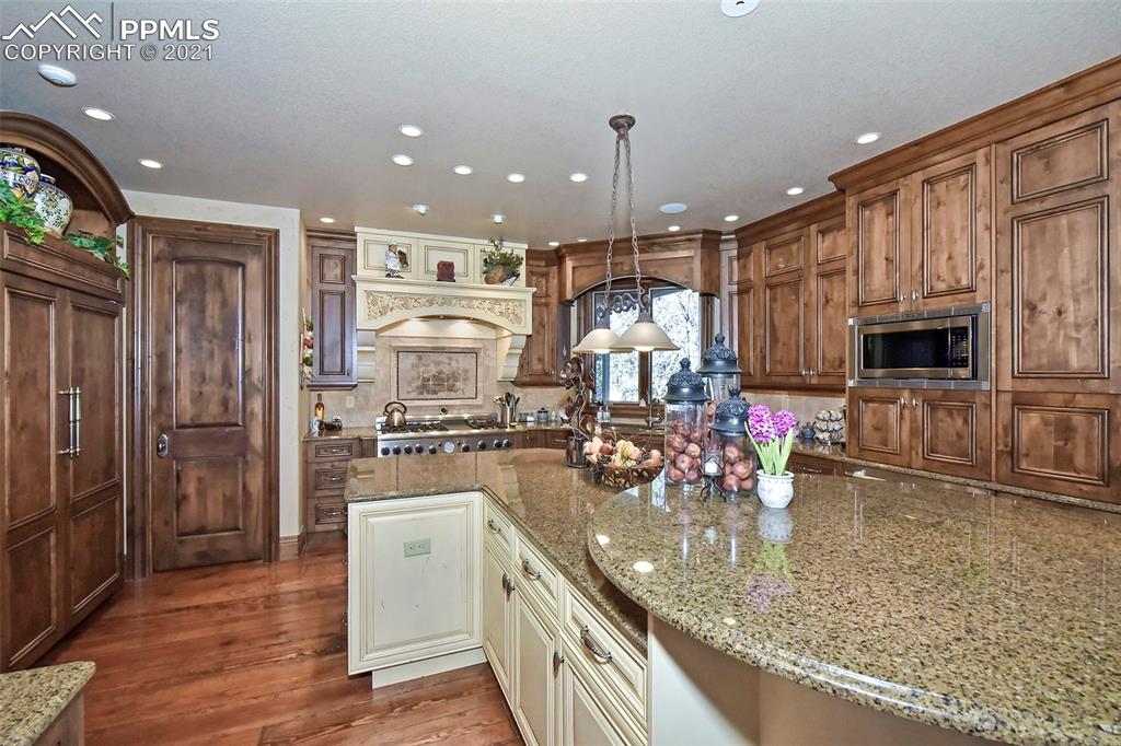 Listing 7234729, Image 17 of 50