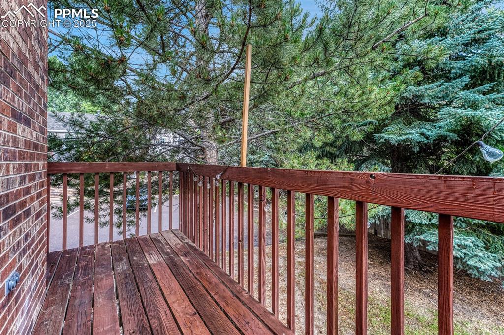 Image 33 of 49: Deck