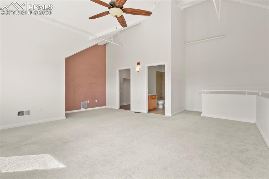 Image 49 of 50: Loft