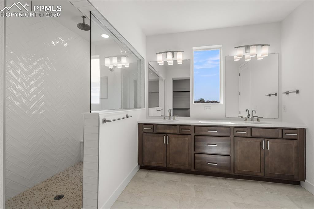 Image 18 of 31: Master Bathroom