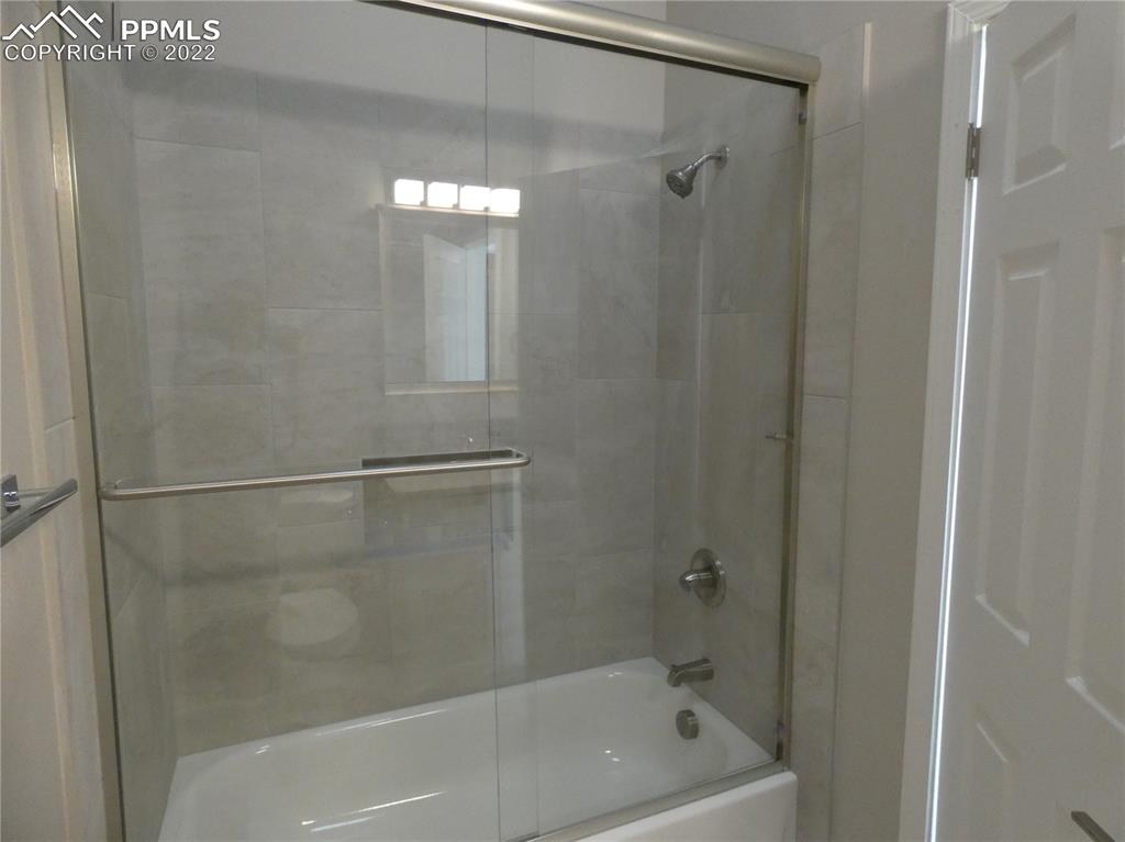 Listing 7243874, Image 18 of 34
