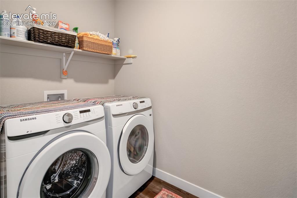 Image 20 of 29: Laundry