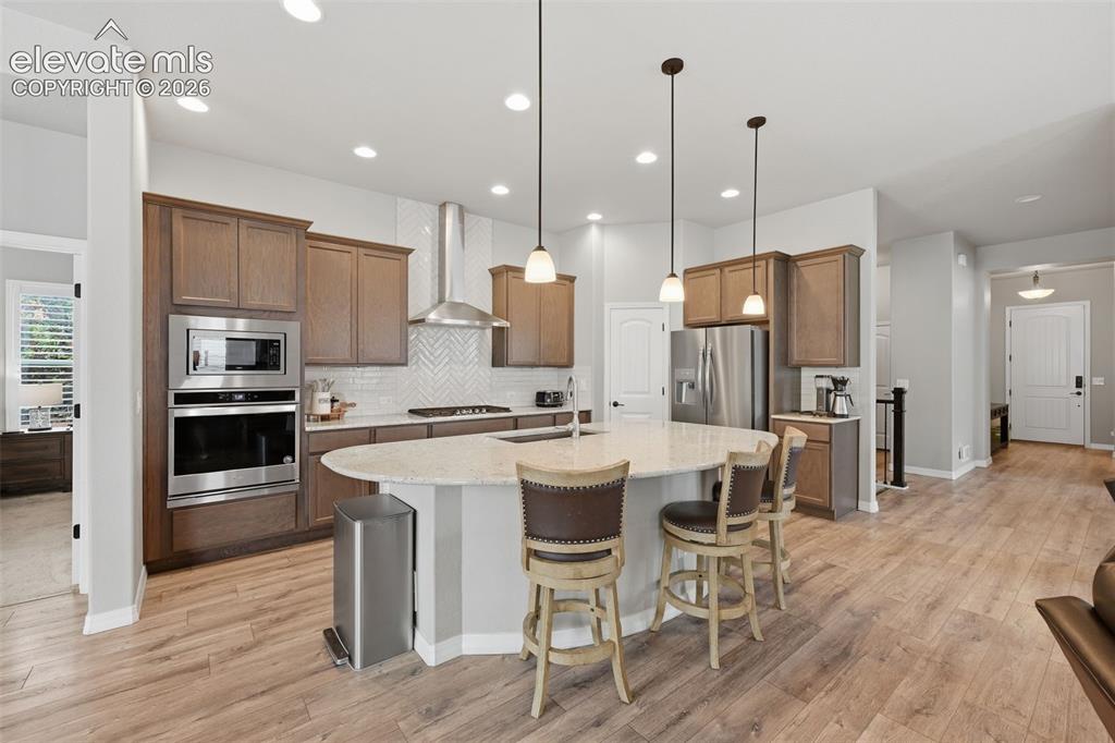 Image 11 of 33: Coffee bar and walk in pantry!