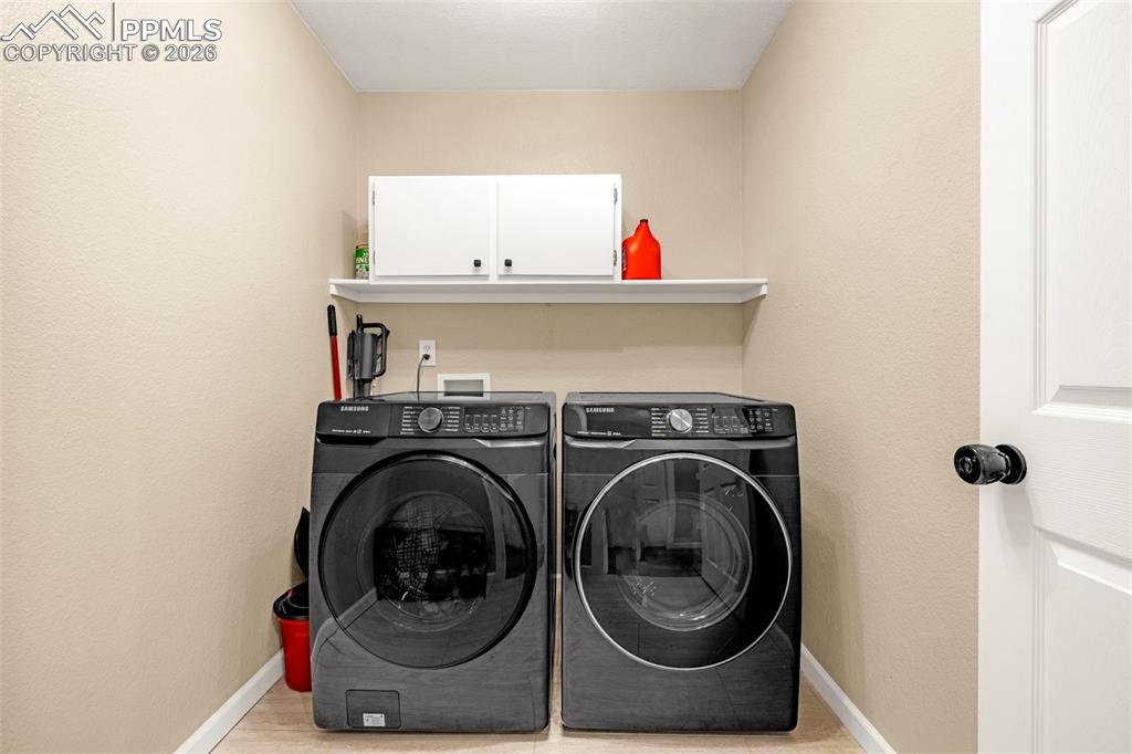 Image 18 of 44: Laundry