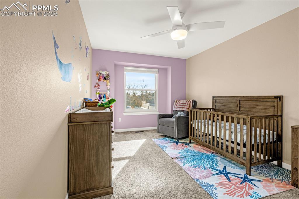 Image 20 of 44: Bedroom