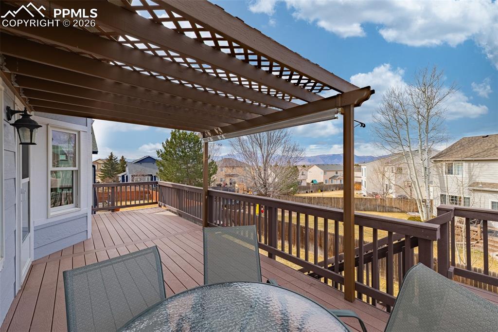 Image 41 of 44: Deck