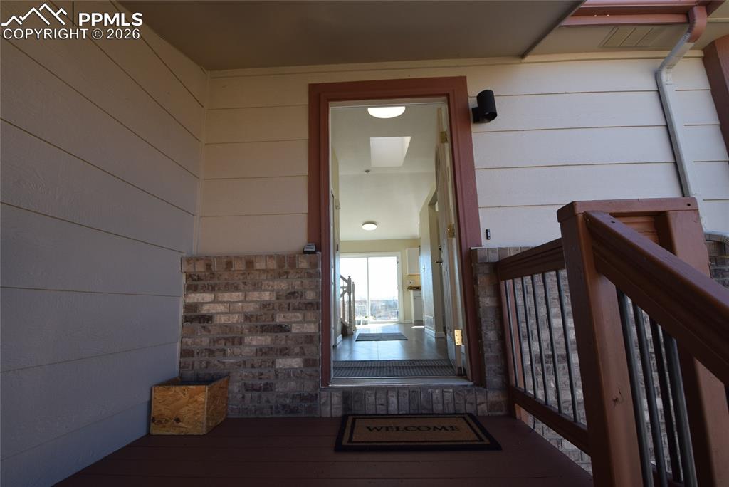 Image 13 of 47: Entry