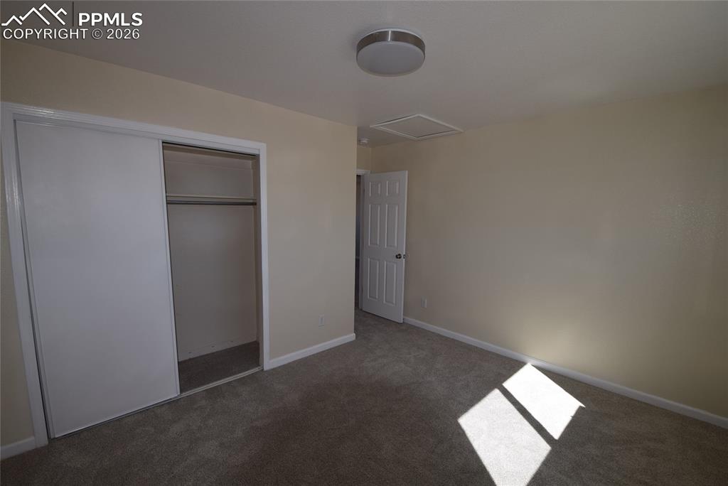 Image 40 of 47: Bedroom