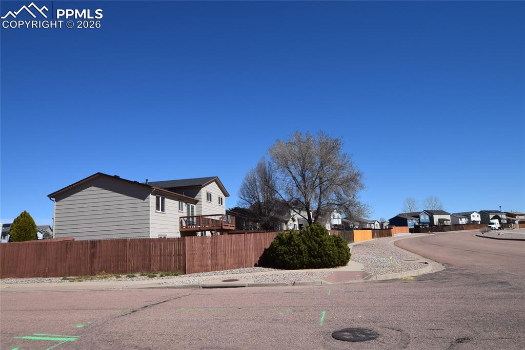 Image 5 of 47: Side of Structure